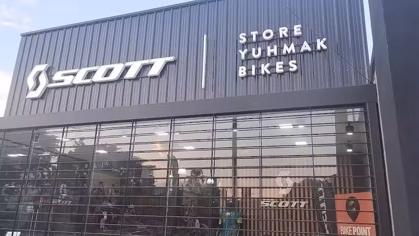 Scott Yuhmak Bikes
